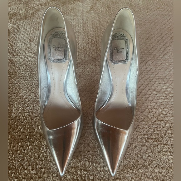 DIOR SILVER METALLIC PUMP - Picture 2 of 6